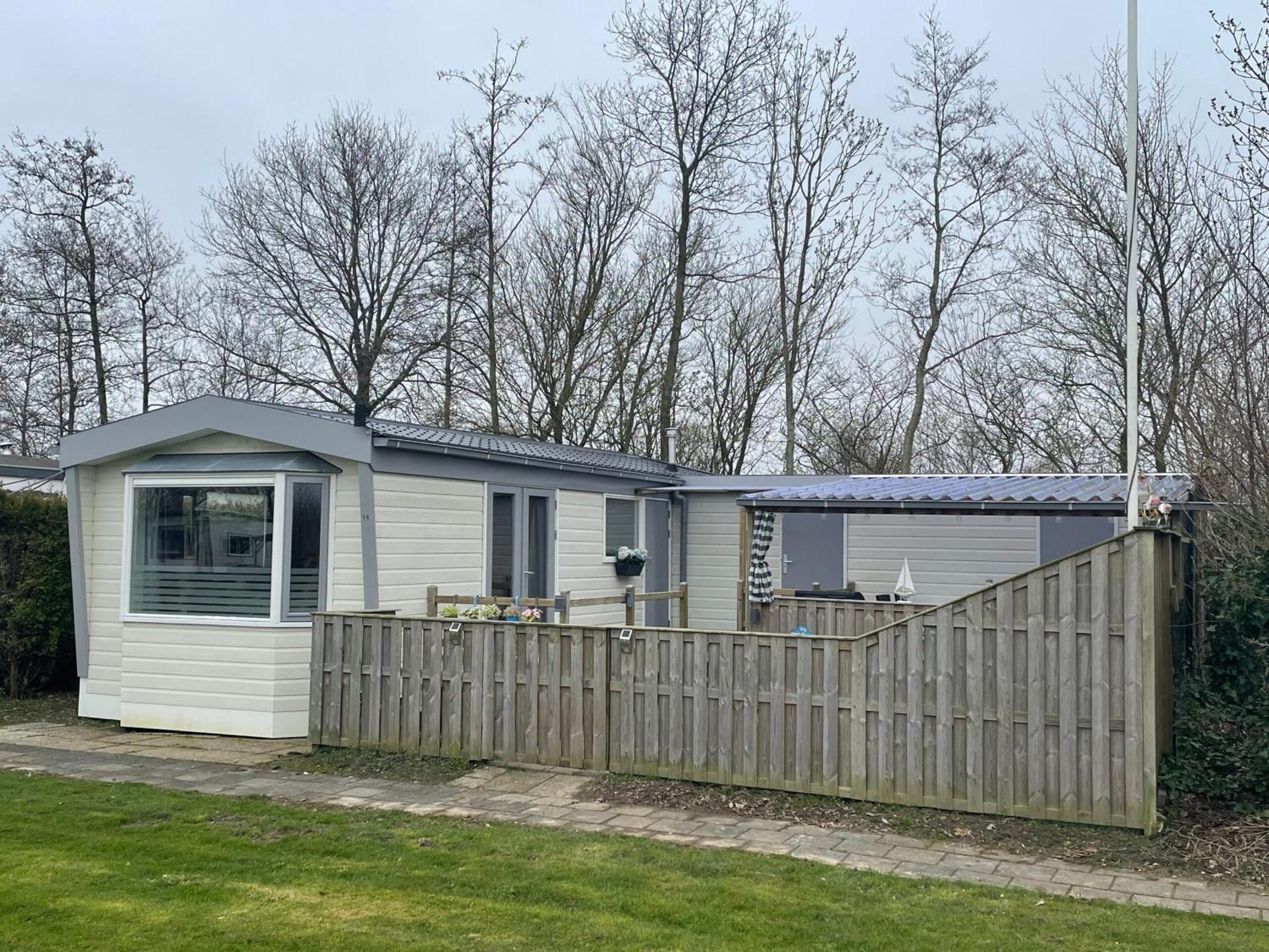 Luxe Chalet Friesland I14 - 5 Pers Westergeest Exterior photo